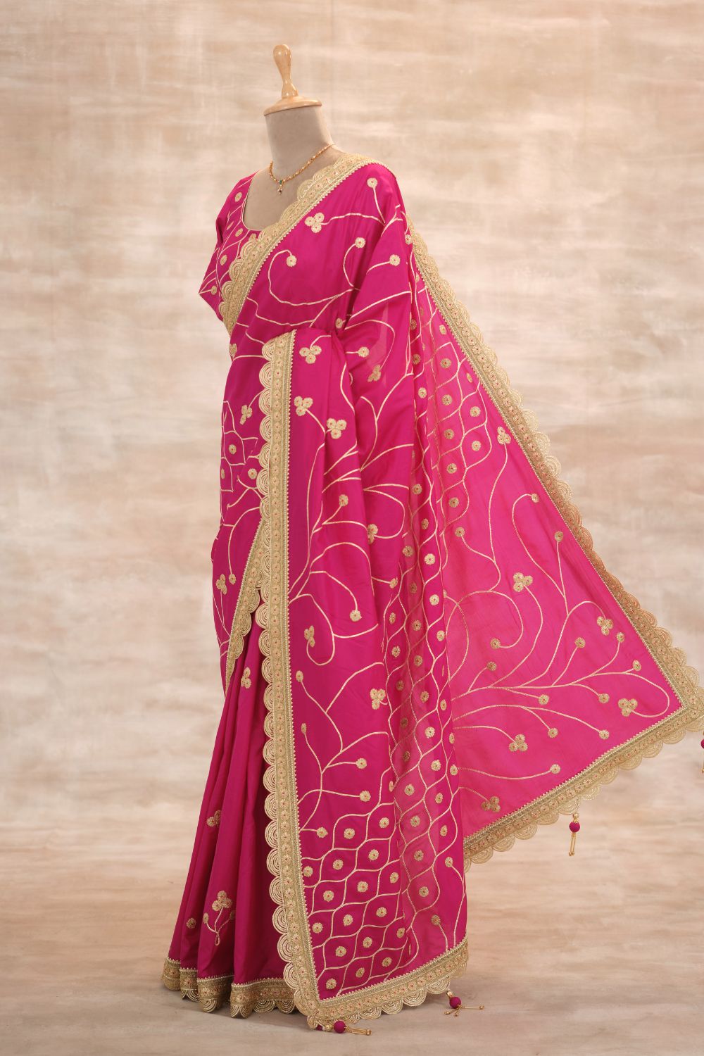 Ruhani Saree